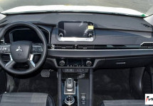 MITSUBISHI Outlander P-LINE
